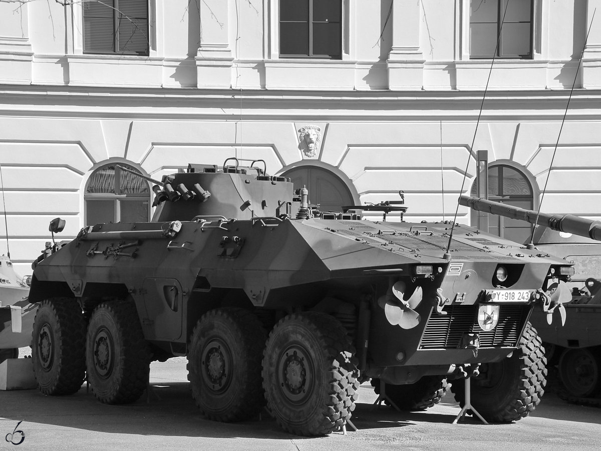 Der Spähpanzer 2  Luchs  im Militärhistorischen Museum der Bundeswehr. (Dresden, April 2018)