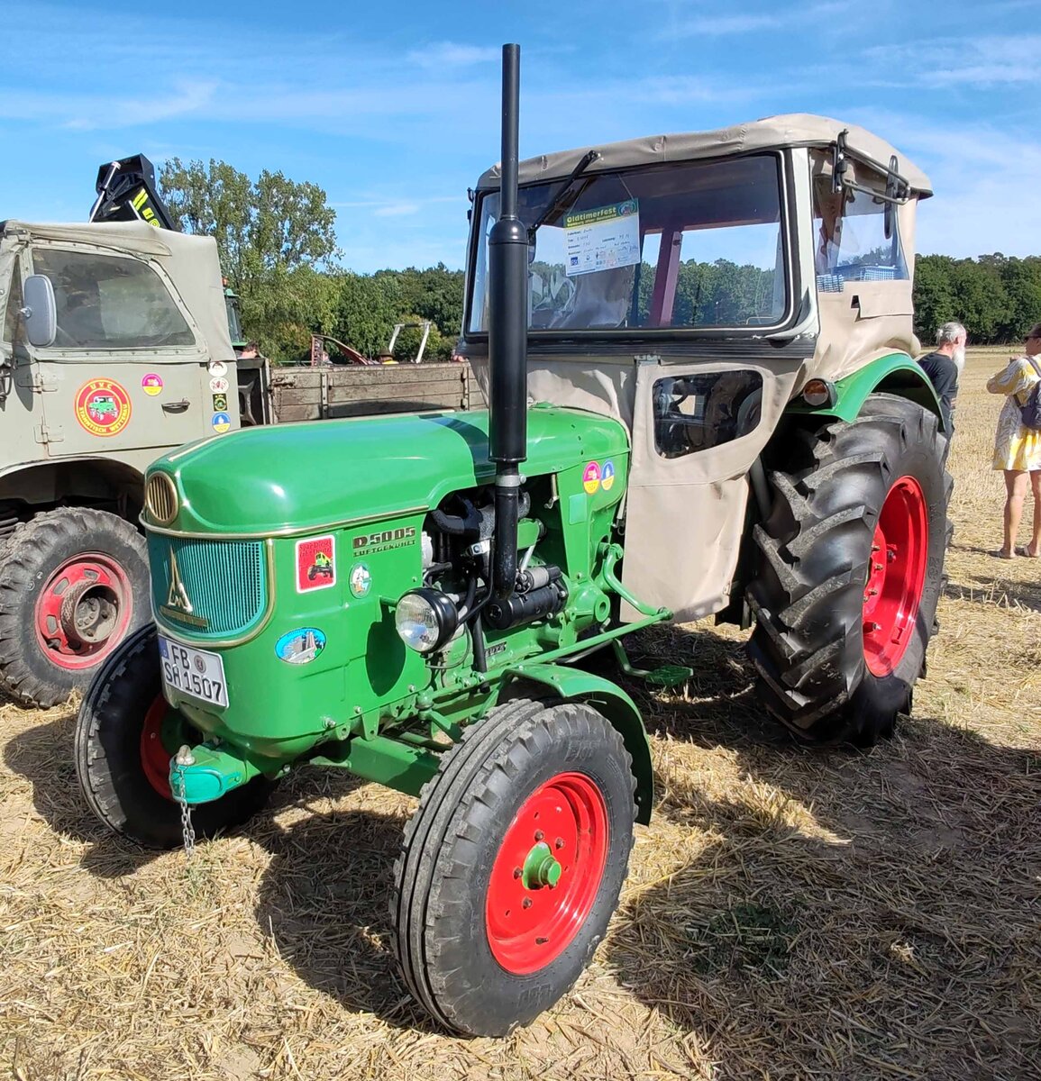 =Deutz 5005, gesehen bei der Oldtimerausstellung der OLDTIMERFREUNDE OHMTAL in Dannenrod, 09-2025