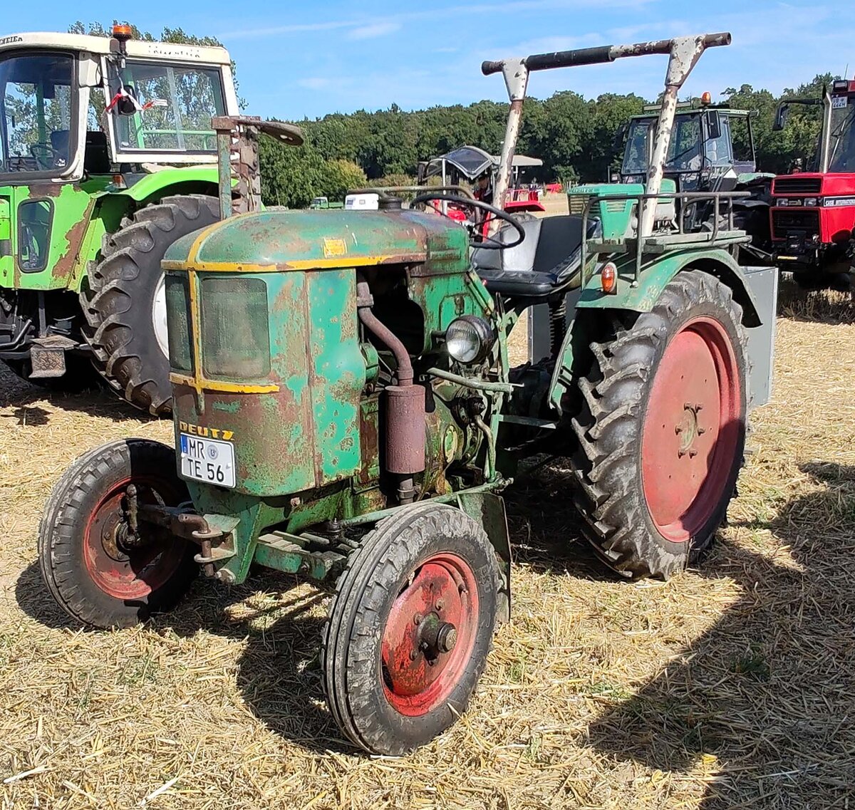 =Deutz F1, ausgestellt bei der Oldtimerveranstaltung der OLDTIMERFREUNDE OHMTAL in Dannenrod, 09-2025