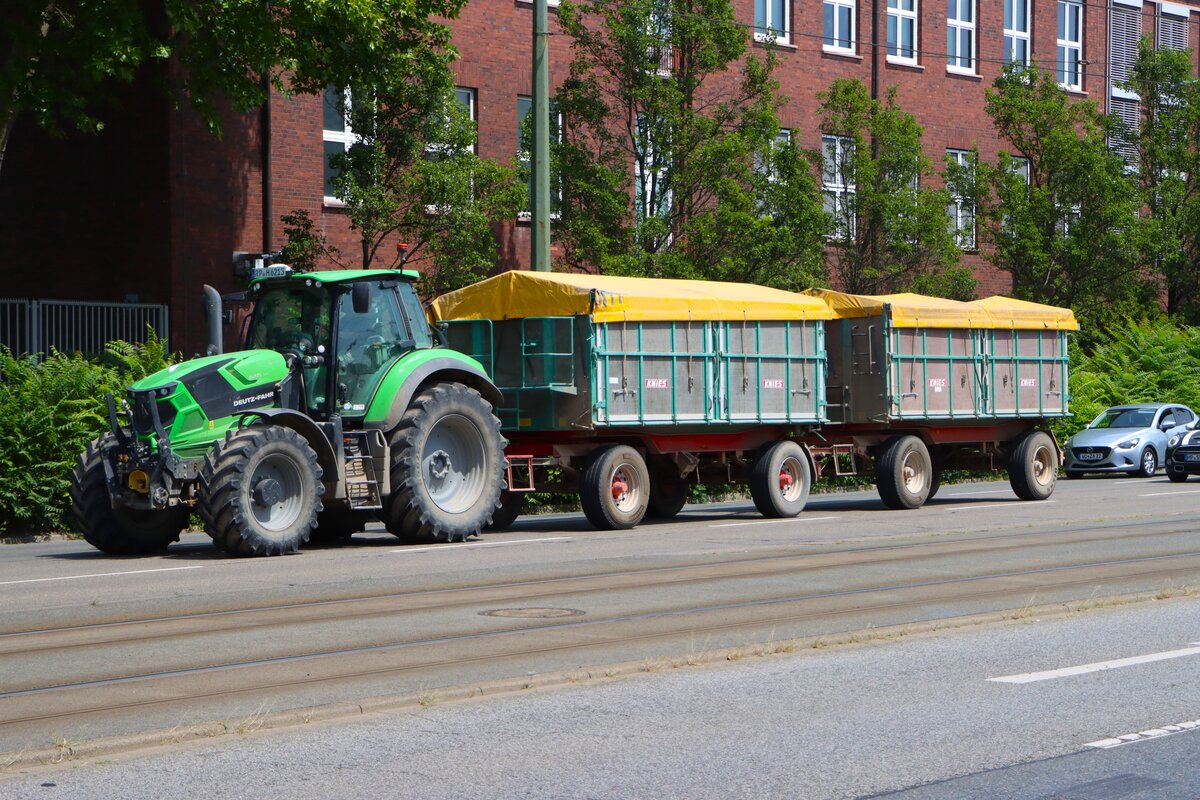 Deutz Fahr 6215 am 16.07.26 in Ludwigshafen 