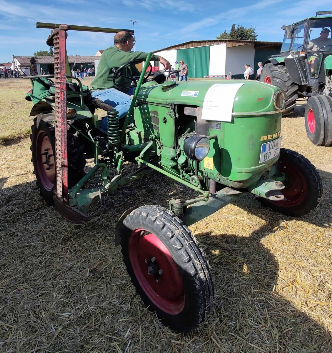 =Deutz, gesehen bei der Oldtimerausstellung der OLDTIMERFREUNDE OHMTAL in Dannenrod, 09-2025