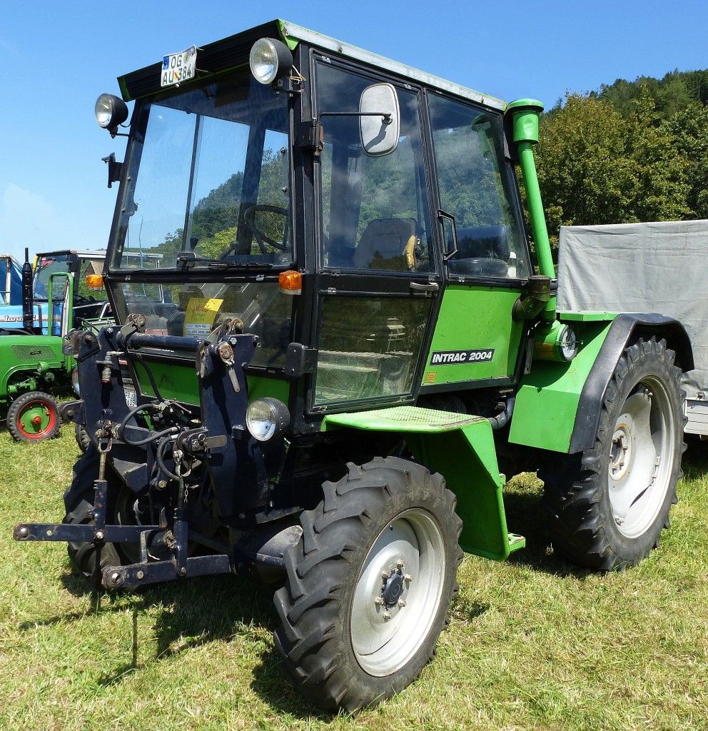 Deutz Intrac 2004, Allrad-Systemtraktor mit 4-Zyl.Diesel, 3768ccm, 70PS, Baujahr 1987, Glottertler Schleppertreffen, Aug.2015