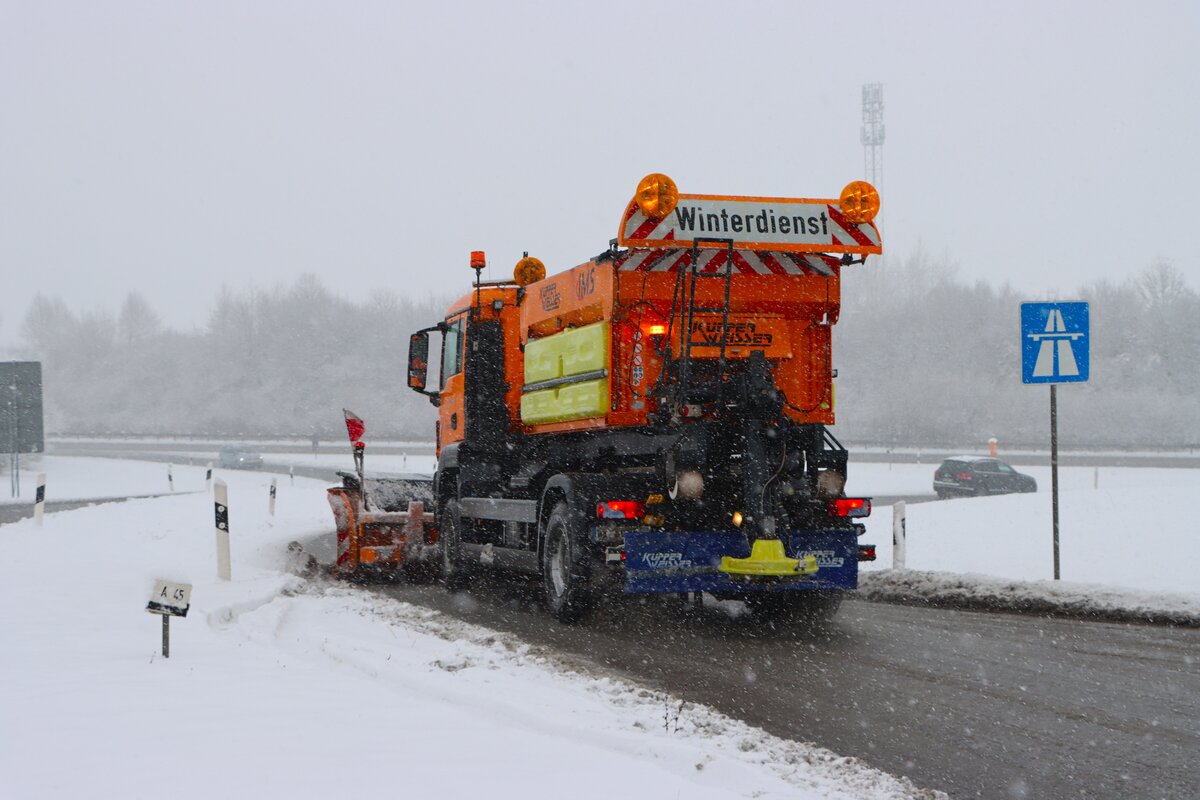 Die Autobahn Gmbh Autobahnmeisterei Langenselbold MAN TGS Winterdienstfahrzeug am 26.01.26 in Langenselbold West