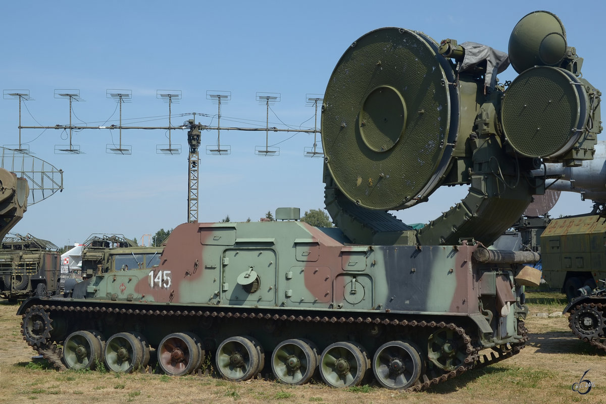 Die Raketenleitstation 1S32M für den Start der mobile Flugabwehrraketen 2K11 Krug (Sa-4 Ganef) im Museum der Polnischen Luftwaffe. (Deblin, August 2015)