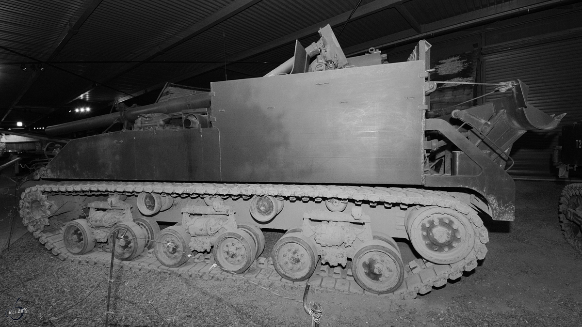 Die Selbstfahrlafette M40  Long Tom  im Imperial War Museum Duxford. (September 2013) 