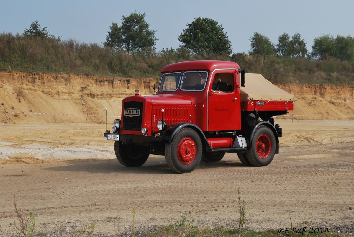 Die Zugmaschine K 410 Z in der Kiesgrube Lutzhorn 2014
