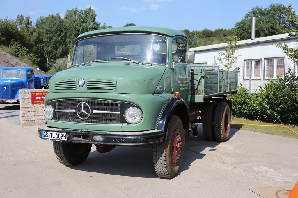 Dieser alte Mercedes Rundhauber LKW der Fa. Lachmann war anläßlich des Firmenjubiläums in Natrup Hagen ausgestellt. Man feierte am 31.08.2019 das 100jährige Firmenjubiläum.