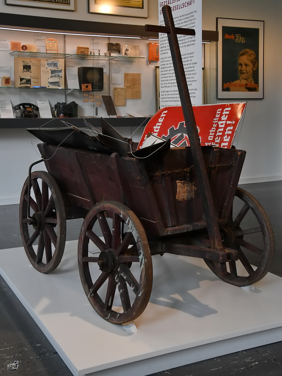 Dieser Handwagen ist Teil der Ausstellung  im Heimatmuseum  Unser Fritz  in Herne. (August 2021)
