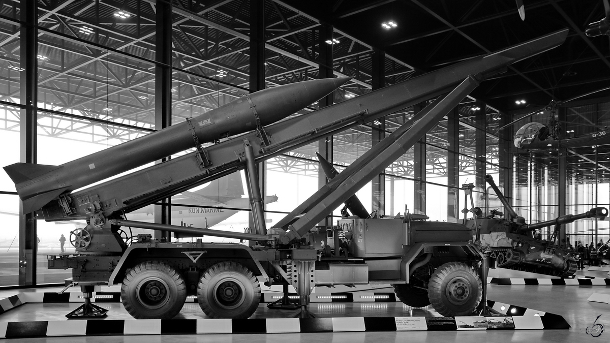 Dieses auf einem M139D-LKW installierte 762-mm-Feldraketensystem MGR-1 Honest John war Ende Dezember 2016 im Nationalen Militärmuseum Soesterberg zu sehen.