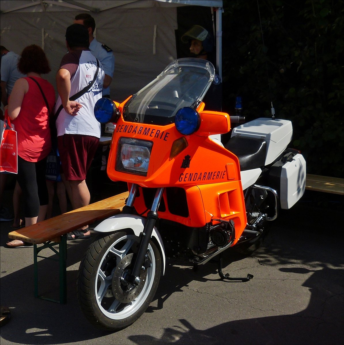 Dieses Oldtimer Motorrad(Marke ?) der luxemburgischen Polizei war beim „Tag der Polizei“ in Mersch in ausgestellt. 30.06.2019