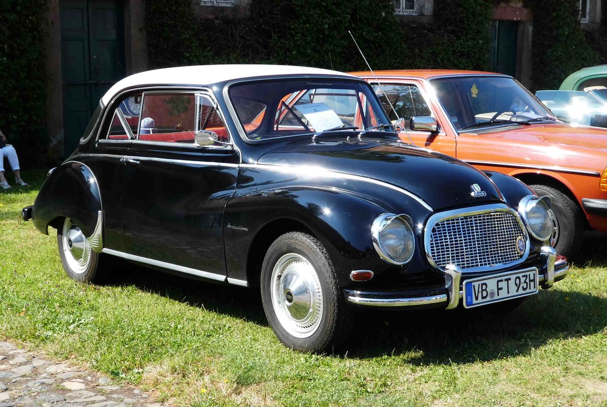 =DKW 3=6 Coupe Sonderklasse, Bj. 1958, 900 ccm, 40 PS, Neupreis 1958: 6210,- DM, gesehen bei Blech & Barock im Juli 2018 auf dem Gelände von Schloß Fasanerie bei Eichenzell