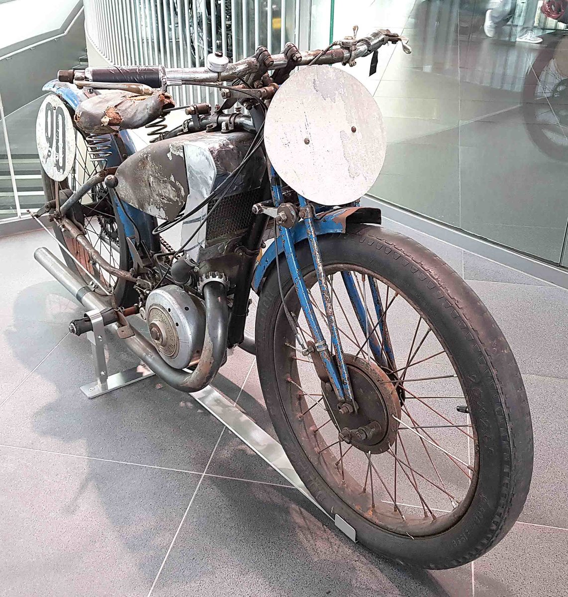=DKW ORE Rennmotorrad (in unrestauriertem Zustand), Bj. 1928, 248 ccm, 14 PS, gesehen im Audi-Museum Ingolstadt im April 2019.