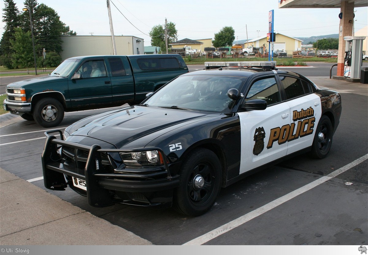 Dodge Charger  Duluth Police # 25 , aufgenommen am 31. August 2013 in Duluth, Minnesota / USA.