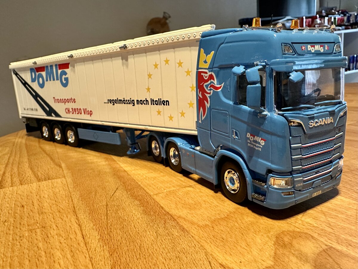 Domig Scania Sattelzug von Tekno, am 25.5.26.