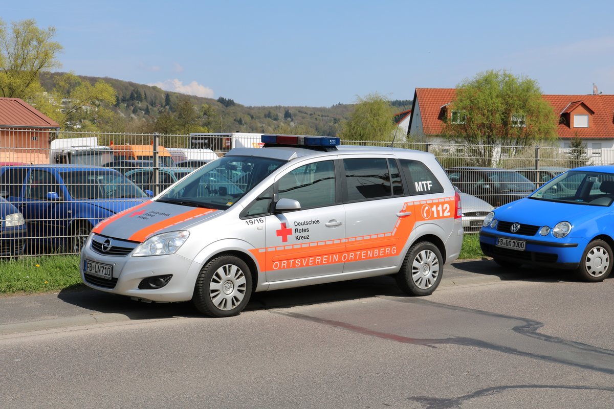 DRK Ortsverband Ortenberg Opel Zafira MTF am 15.04.18 beim Tag der offenen Tür der Feuerwehr Büdingen