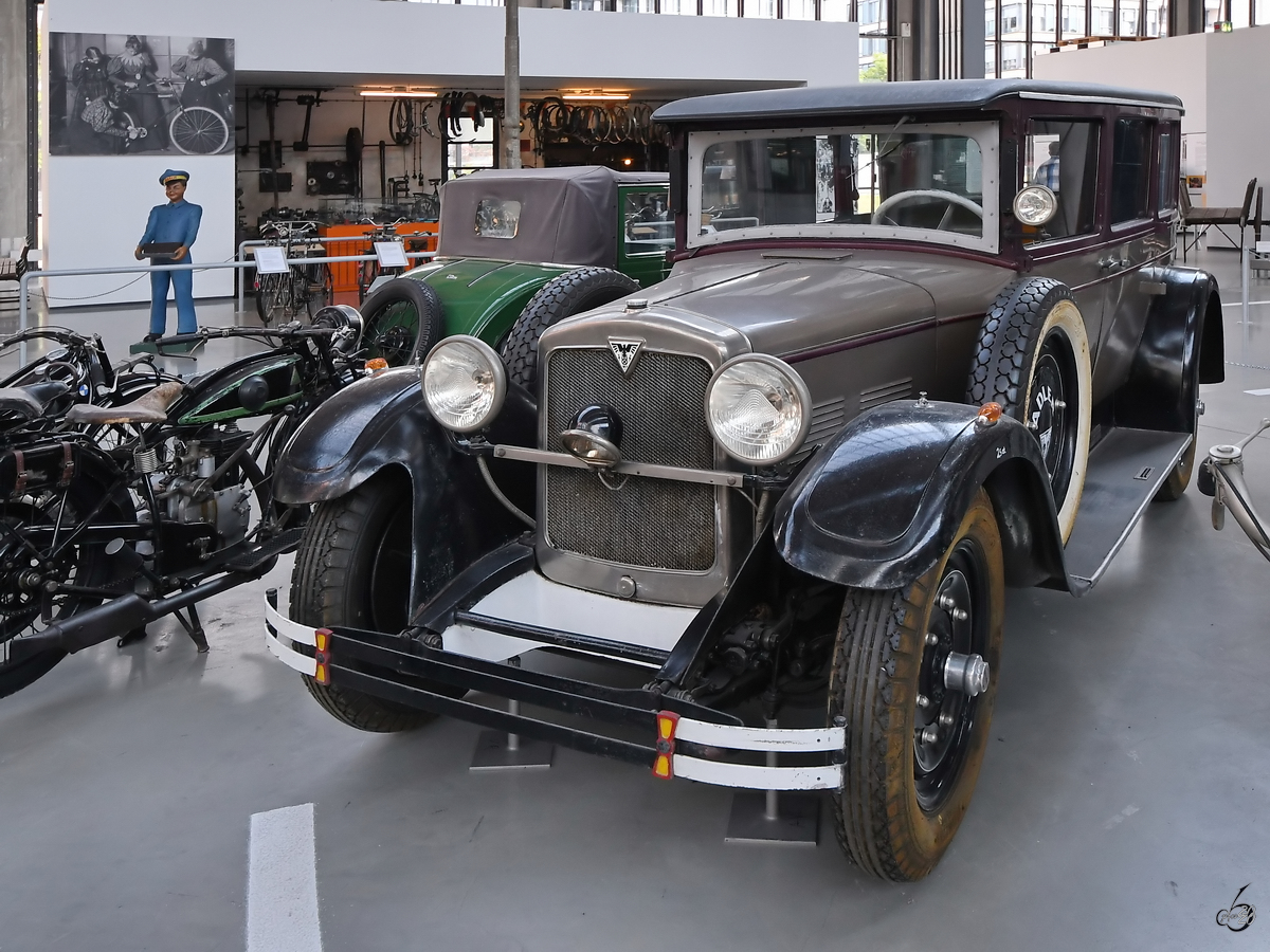 Ein Adler Standard 6 S aus dem Jahr 1928 war Mitte August 2020 im Verkehrszentrum des Deutschen Museums in München ausgestellt.