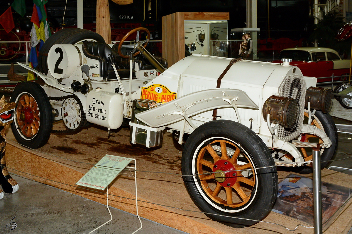 Ein American LaFrance Funkenblitz von 1908. (Auto- und Technikmuseum Sinsheim, Dezember 2014)