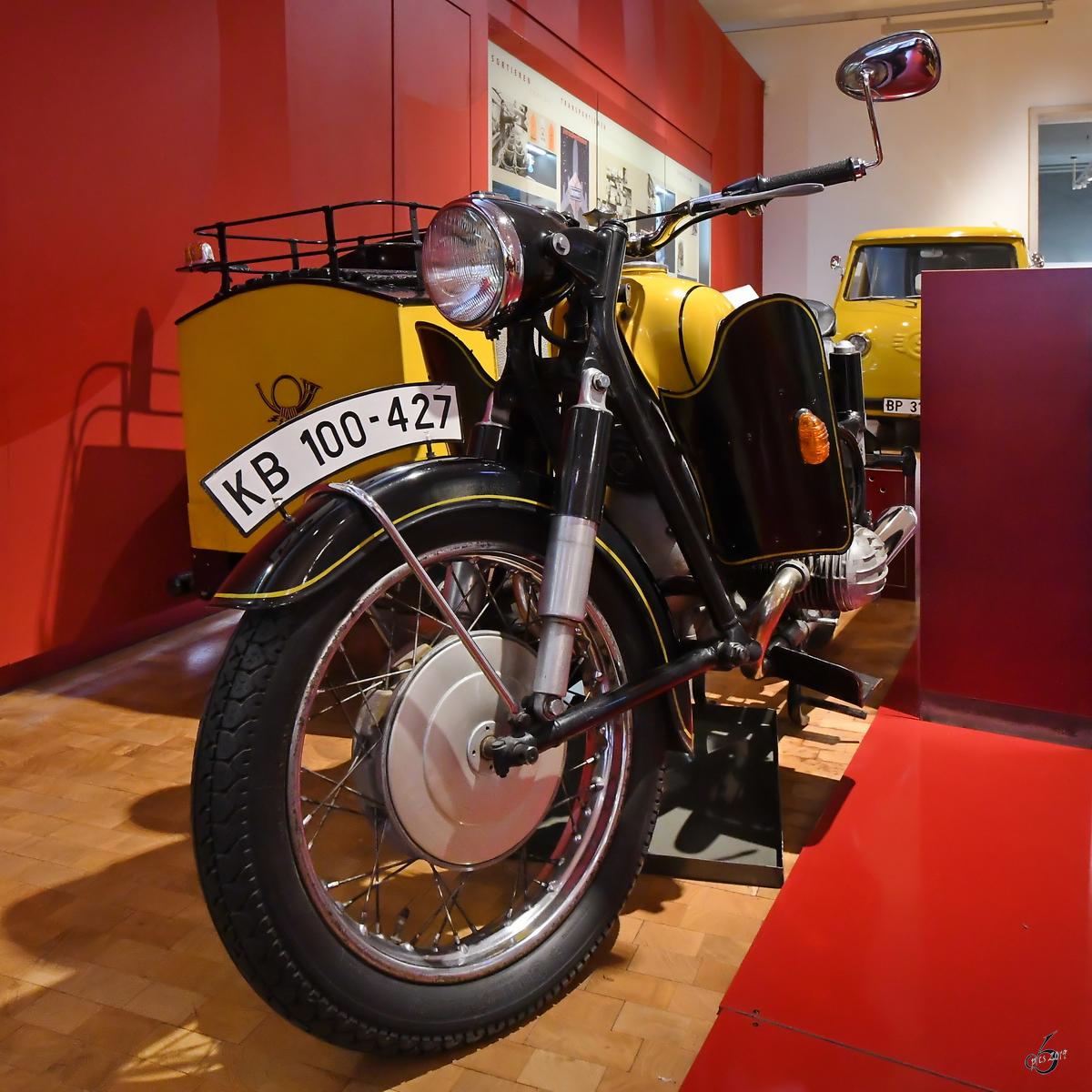 Ein Bundespost-Motorrad BMW R60 war Anfang Juni 2019 im Museum für Kommunikation Nürnberg zu sehen.