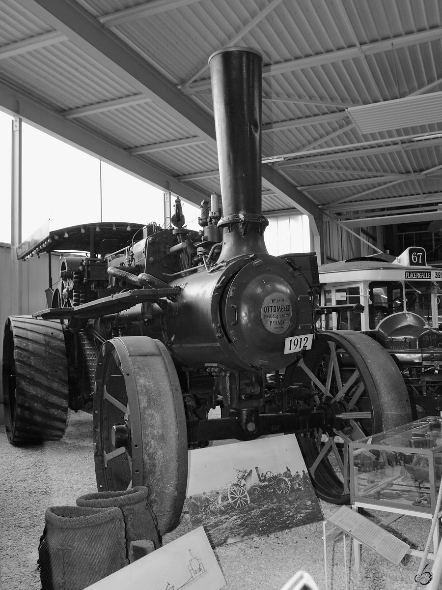Ein Dampfpflug Lokomobil von 1912 war Anfang Dezember 2014 im Auto- und Technikmuseum Sinsheim zu sehen.