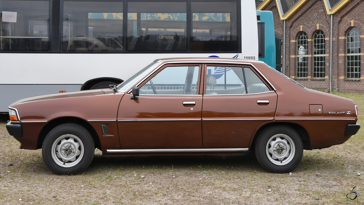 Ein Exemplar des von 1976 bis 1980 gebauten Mitsubishi Galant Σ im perfekten Zustand. (Venlo-Blerick, Mai 2019)