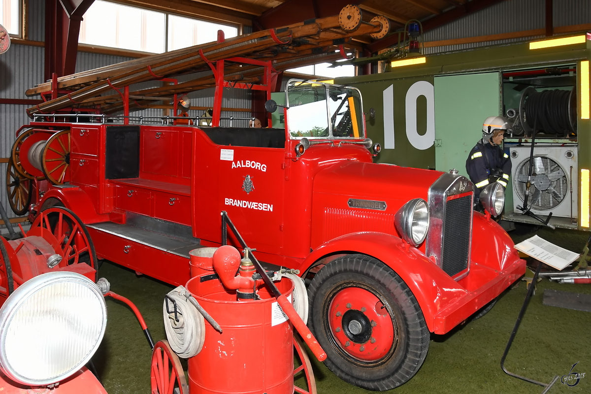 Ein Feuerwehrfahrzeug des Herstellers Triangel aus dem Jahre 1932. (Verteidigungs- und Garnisonsmuseum Aalborg, Juni 2018)