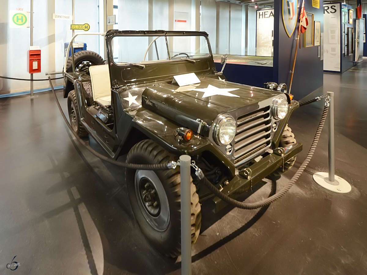 Ein Ford M151 MUTT Geländewagen im Alliiertenmuseum Berlin (Juni 2011)
