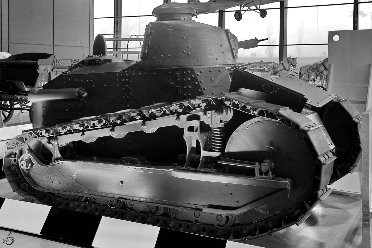 Ein französischer Panzer Renaut FT17 war Ende Dezember 2016 im Nationalen Militärmuseum Soesterberg zu sehen.