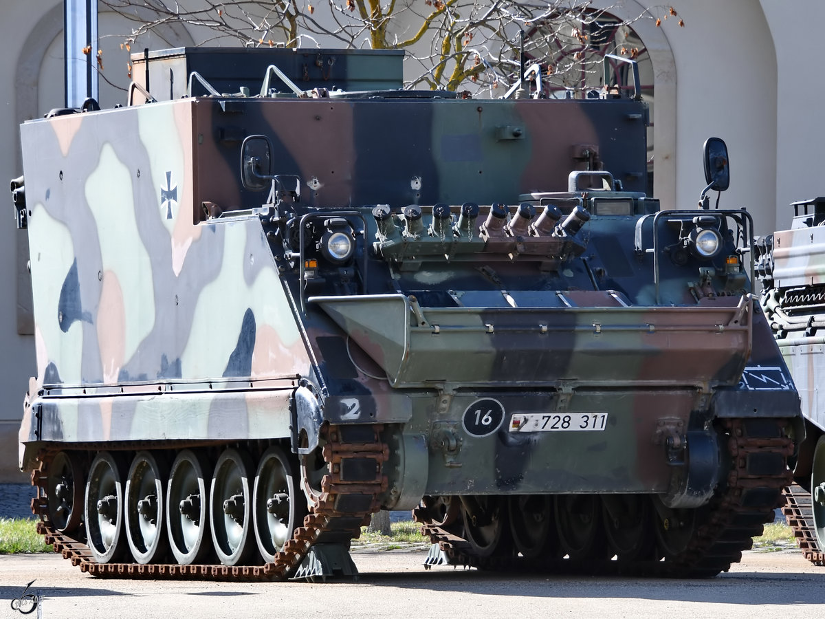 Ein Gefechtsstandpanzer M113 G3 im Militärhistorischen Museum der Bundeswehr. (Dresden, April 2018)