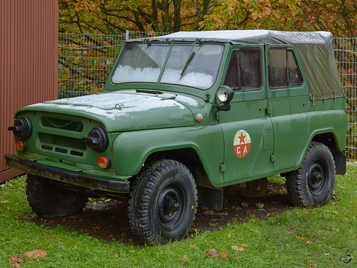 Ein Geländefahrzeug UAZ 469B im Grenzmuseum Schifflersgrund. (Bad Sooden-Allendorf, November 2016)