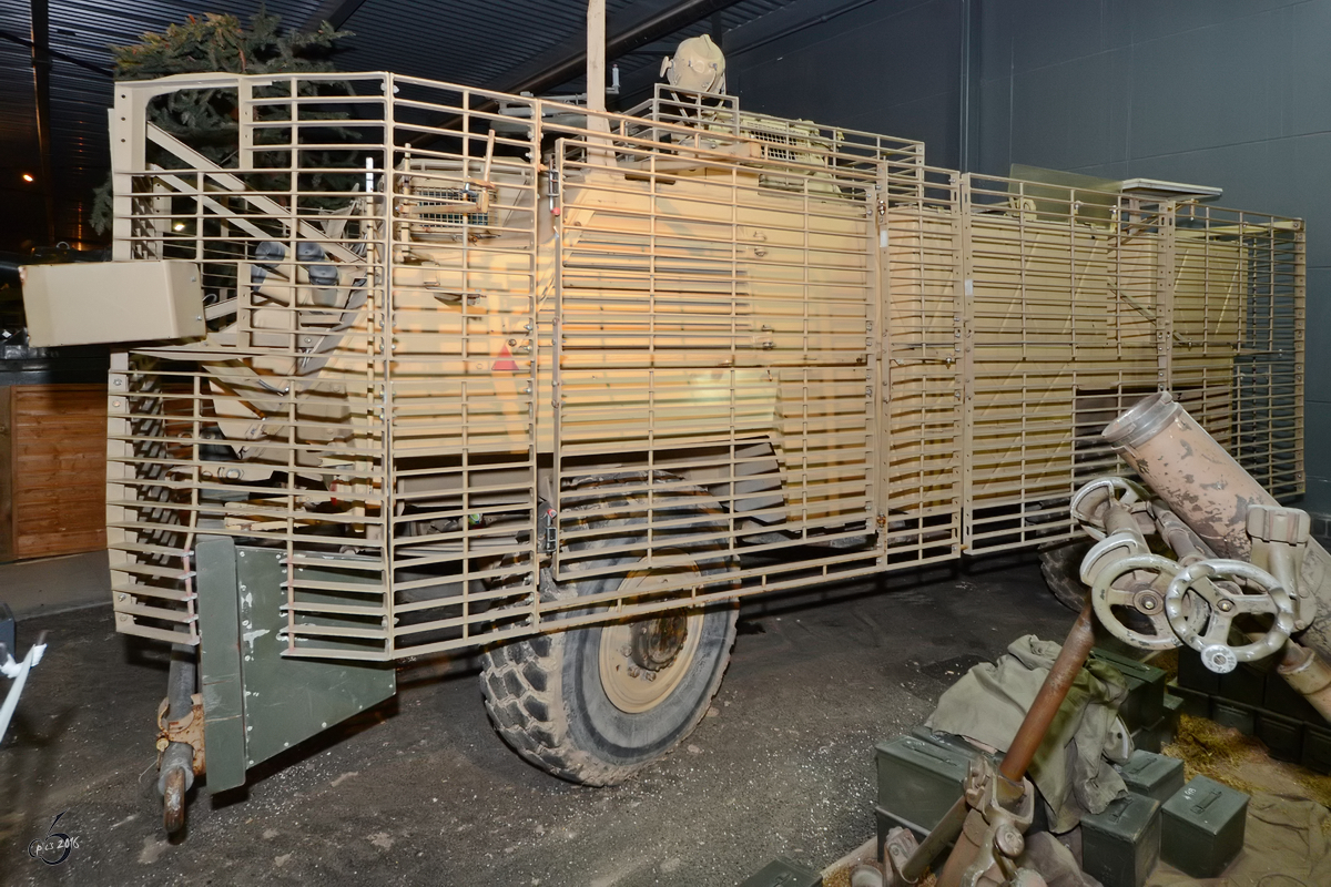 Ein gepanzertes Patrouillenfahrzeug GKN Saxon im Imperial War Museum Duxford. (September 2013)