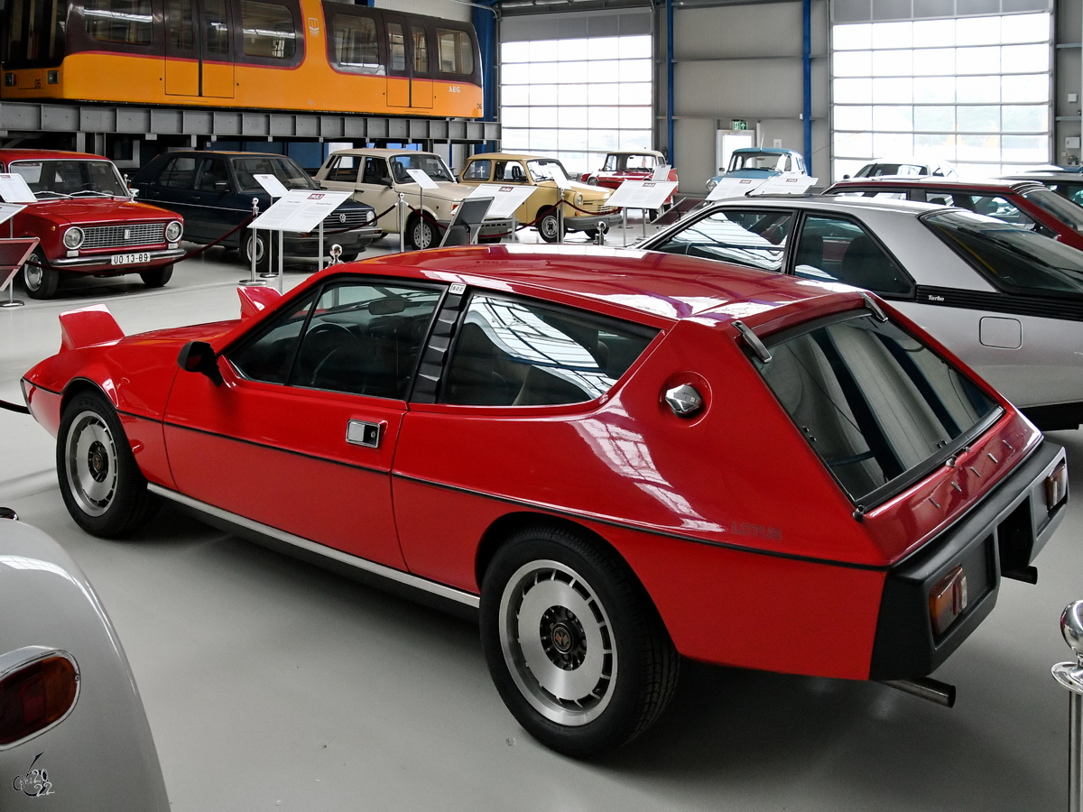 Ein Lotus Elite 503 (Typ 75) war Mitte November 2022 im Oldtimermuseum Prora zu sehen.