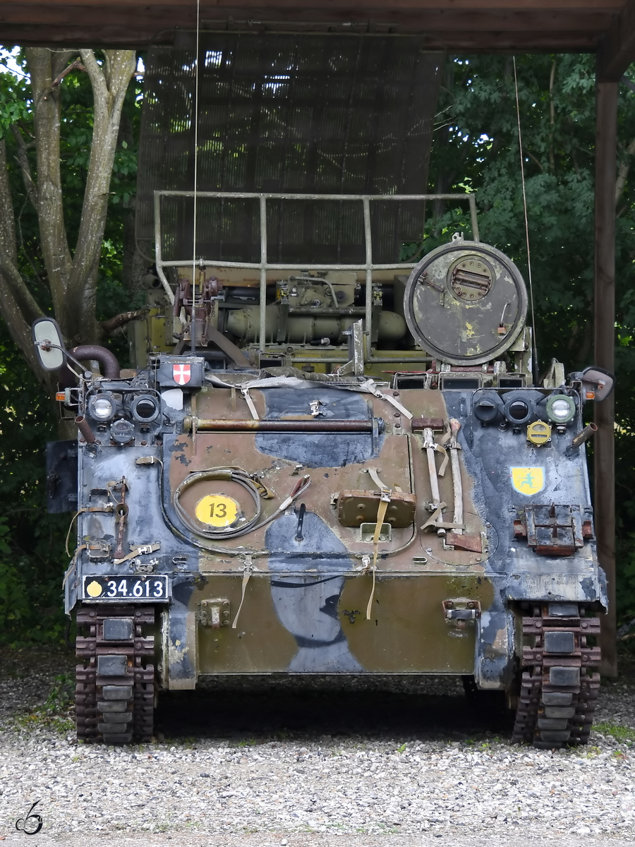 Ein M113 mit Mörserpeilradar M67 Green Archer Anfang Juni 2018 im Verteidigungs- und Garnisonsmuseum Aalborg.
