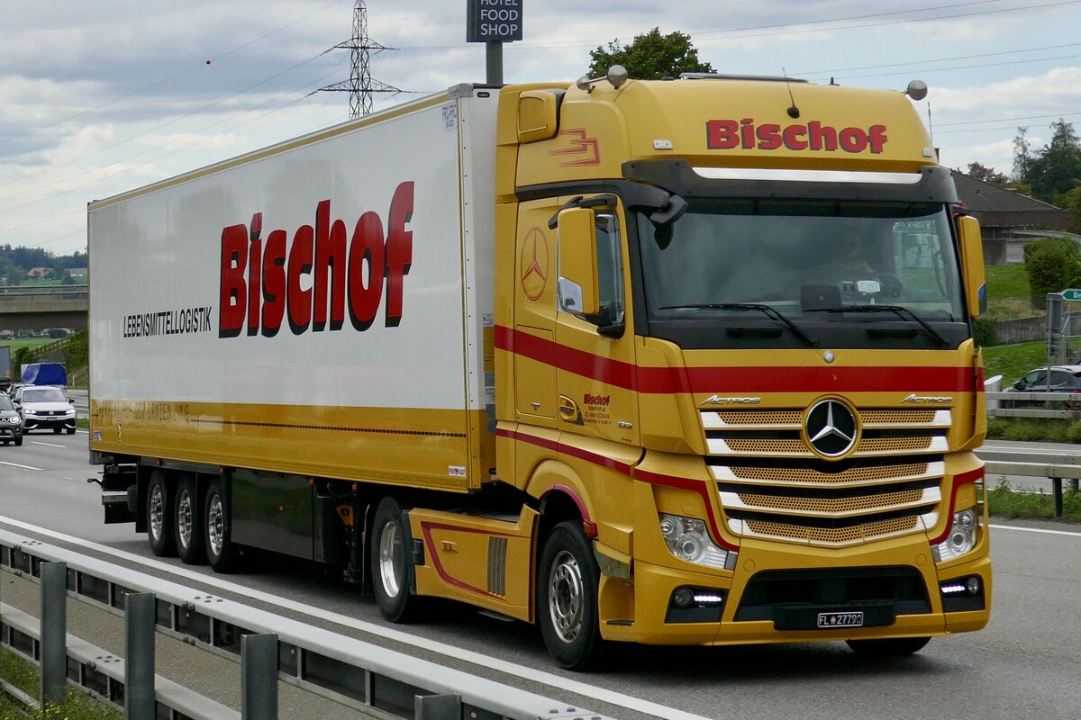 Ein MB Actros Sattelzug von Bischof am 10.9.26 bei Grauholz.