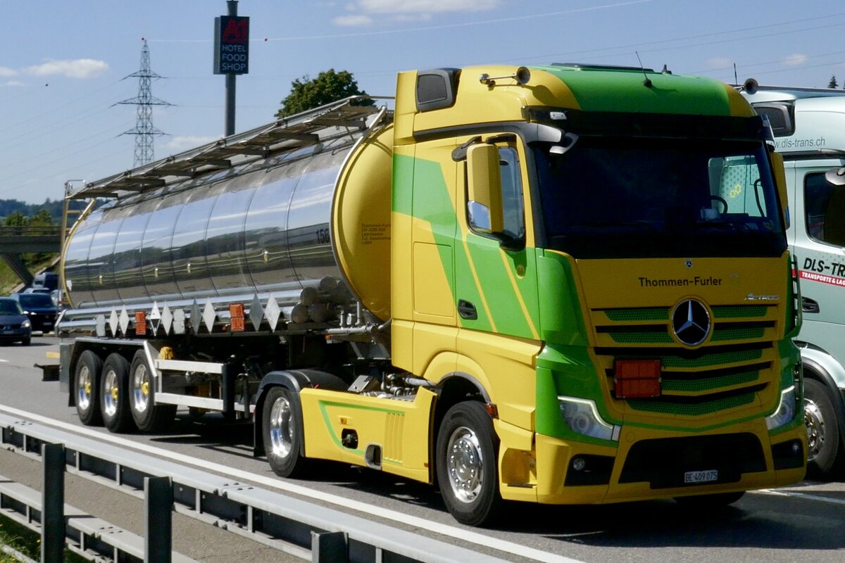 Ein MB Actros Tanksattelzug von Thommen-Fuhrler am 11.9.26 bei Grauholz.