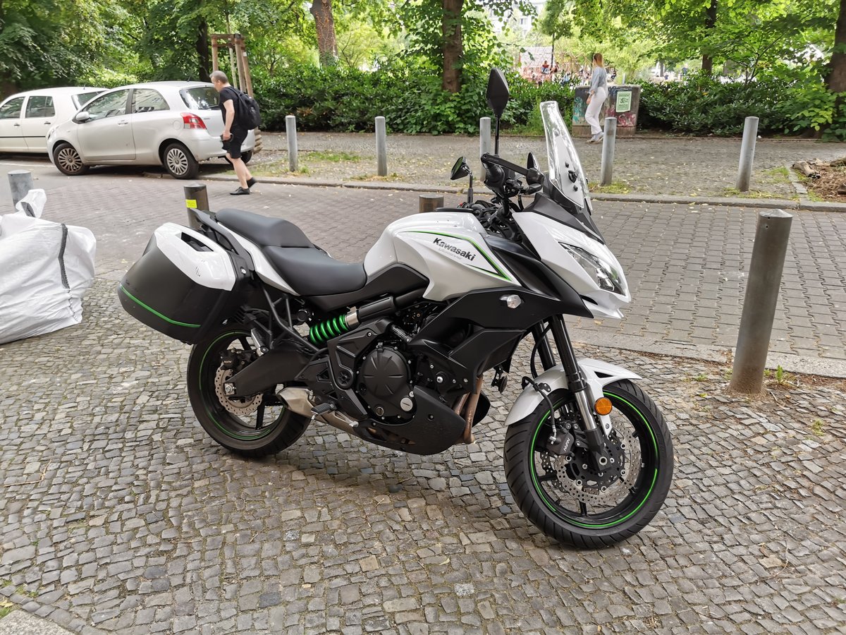 Ein Motorrad von Kawasaki. Aufgenommen am 18.06.2020 in Berlin.