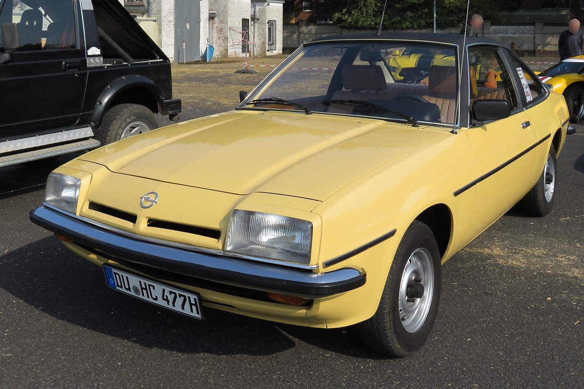 Ein Opel Manta auf dem Oldtimertreffen am Bikertreff Krefeld, 24.9.17
