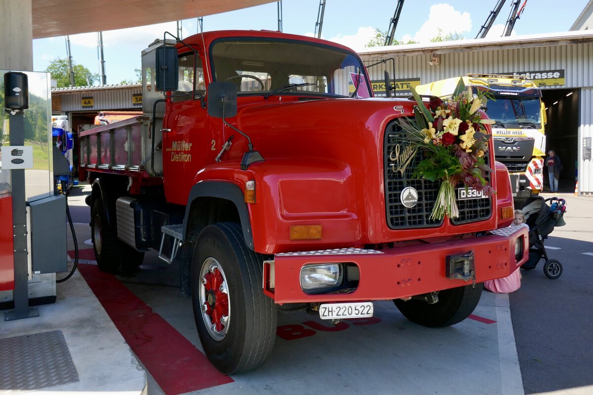 Ein Saurer von M�ller Dietikon am 9.5.26 beim Cholehof Truck Treffen in Brugg.