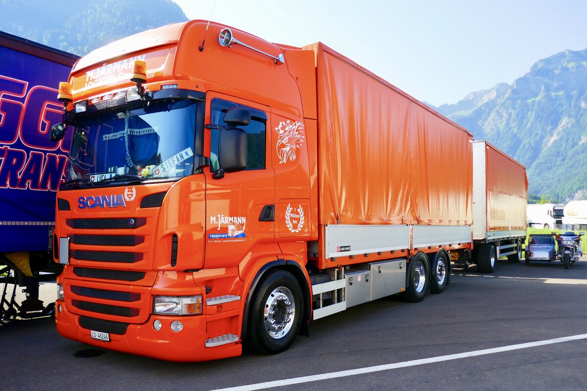 Ein Scania H�ngerzug von J�hrmann am 27.6.26 beim Trucker Festival Interlaken.