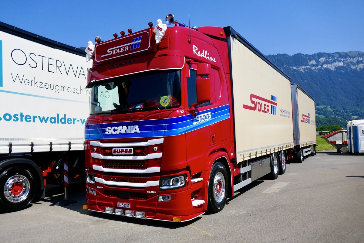 Ein Scania H�ngerzug von Sidler am 27.6.26 beim Trucker Festival Interlaken.