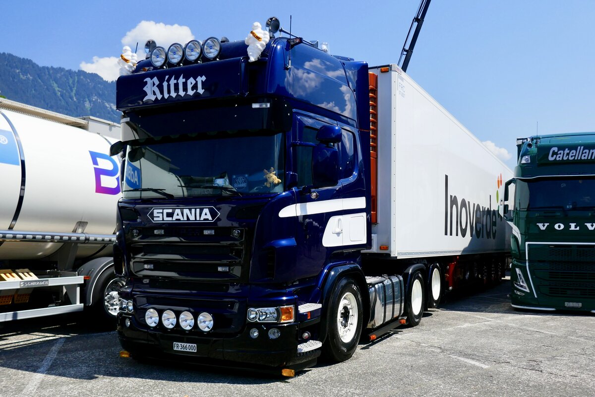 Ein Scania Sattelzug von Ritter am 27.6.26 beim Trucker Festival Interlaken.