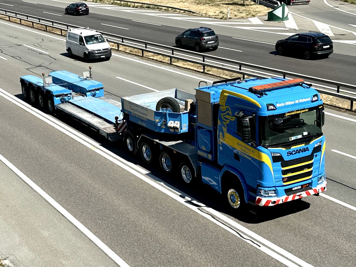 Ein Scania Schwerlast Sattelzug von Martin Wittwer am 27.7.26 bei Grauholz.
