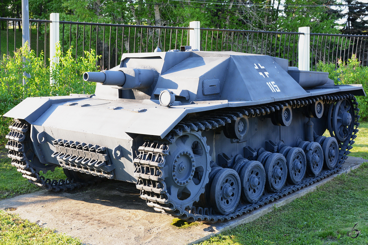 Ein Sturmgeschütz III Ausf. A der deutschen Wehrmacht im Zentralmuseum des Großen Vaterländischen Krieges (Moskau, Mai 2016)