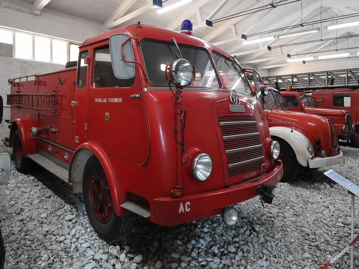 Ein Südwerke Krupp Löschgruppenfahrzeug (LF 8/20) im Oldtimermuseum Prora. (April 2019)