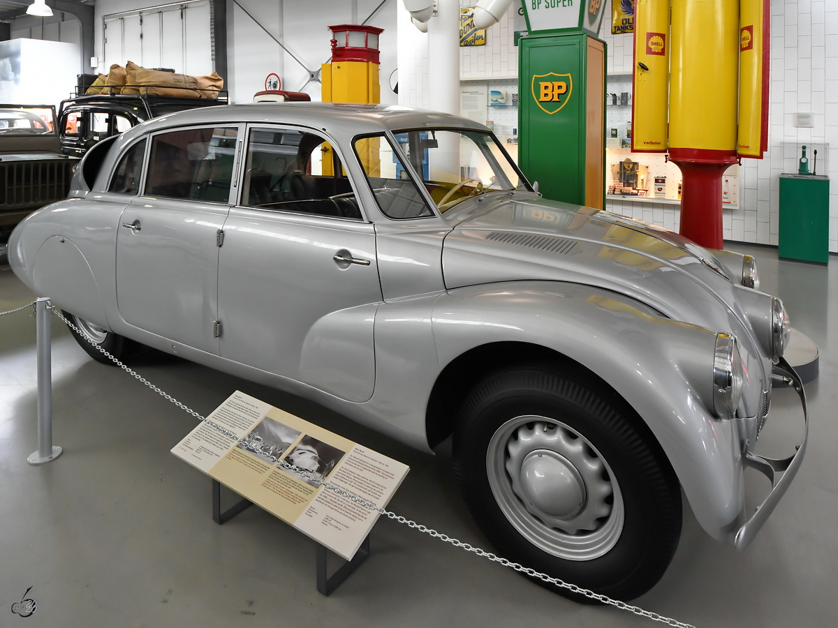 Ein Tatra T87 war Mitte August 2020 im Verkehrszentrum des Deutschen Museums in München zu sehen.