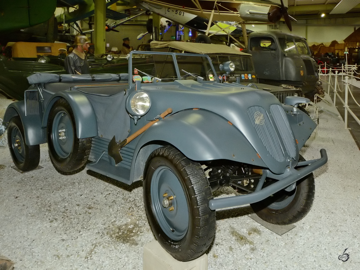 Ein Tempo G 1200 aus dem Jahr 1938 war im Auto- und Technikmuseum Sinsheim zu bewundern. (Dezember 2014)