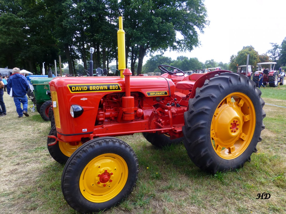 Ein Traktor der Marke David Brown Typ 880, Baujahr 1960.
Gesehen bei den Historischen Feldtagen in Nordhorn 2013.