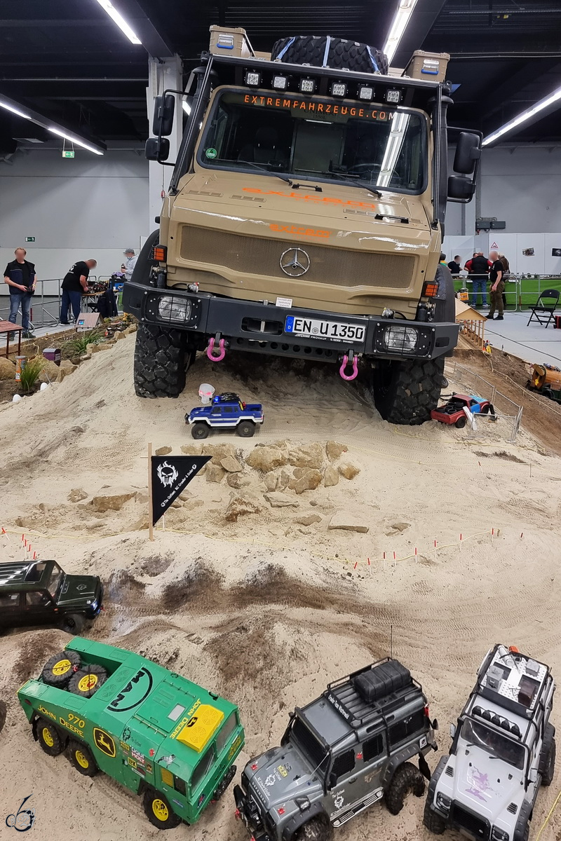 Ein Unimog Expeditionsfahrzeug war auf der Intermodellbau in Dortmund ausgestellt. (November 2021)