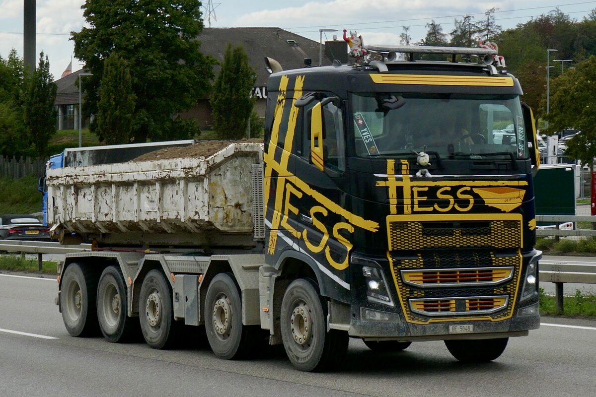 Ein Volvo Absetzkipper von HESS am 10.9.26 bei Grauholz.