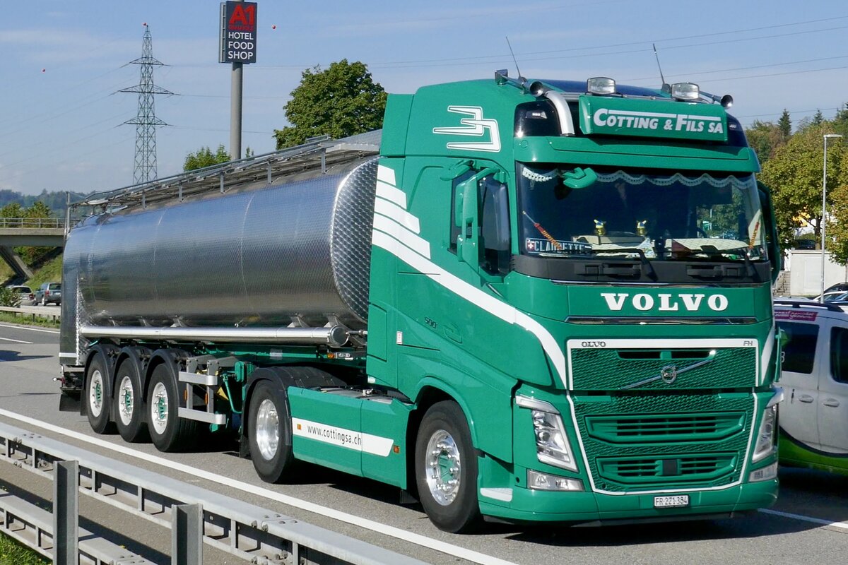 Ein Volvo mit Tankauflieger von Cotting & Files am 11.9.26 bei Grauholz.