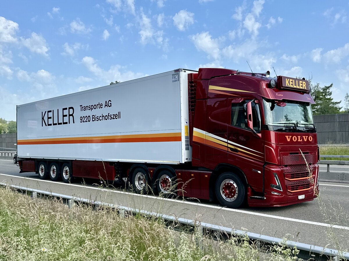 Ein Volvo Sattelzug von Keller Transporte am 27.5.26 bek St. Margrethen.